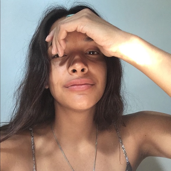 Meet your Posher, Maryse - Picture 1 of 1